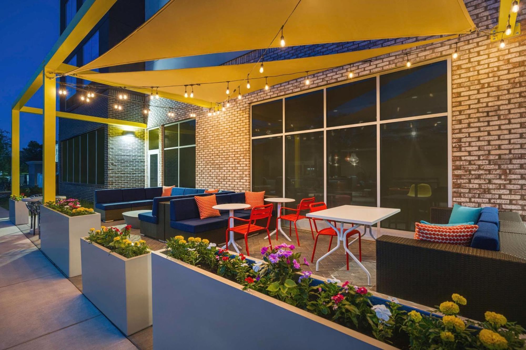 Tru By Hilton Charlotte Tyvola I-77 Hotel Ngoại thất bức ảnh